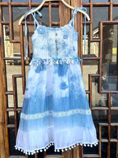 女童连衣裙夏季2026新款儿童洋气立体花朵无袖背心裙扎染公主裙