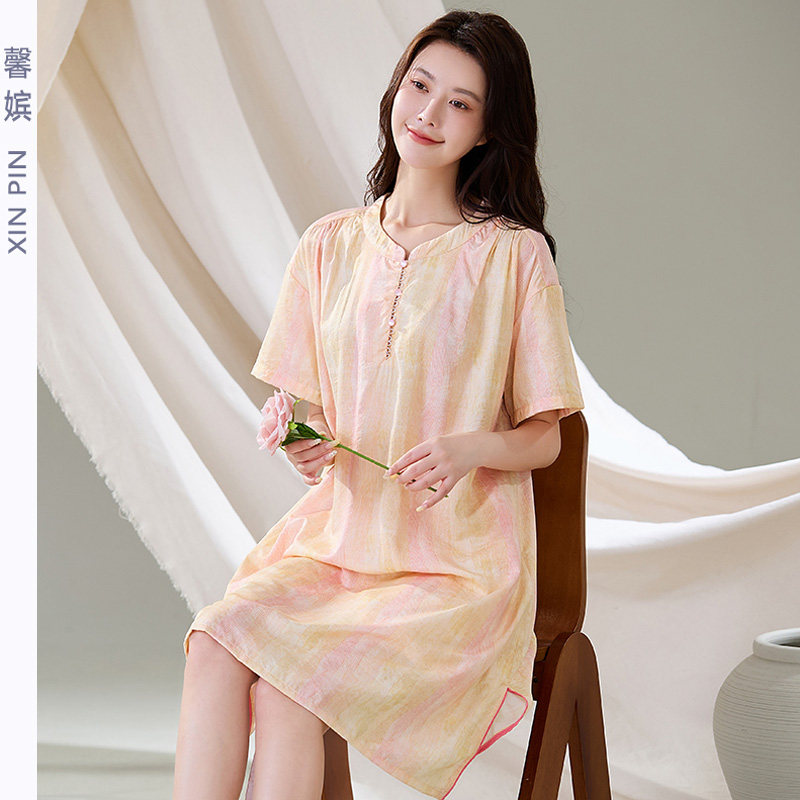 真丝绸睡裙女夏甜美开衫短袖薄款冰丝凉感透气妈妈休闲短裤两件套
