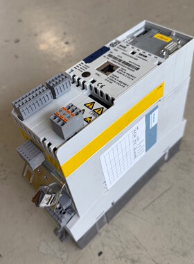 1x Lenze 8400 StateLine C E84AVSCE5514SB0 SW: 04.01