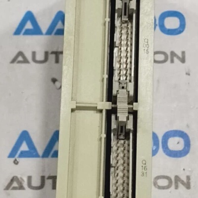 Schneider Electric Modicon TSX Premium TSXDSY32T2K 32Q 24 VD