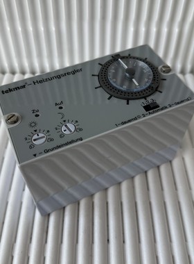 1x tekmar 1037 K91 PID/I Heizungsregler