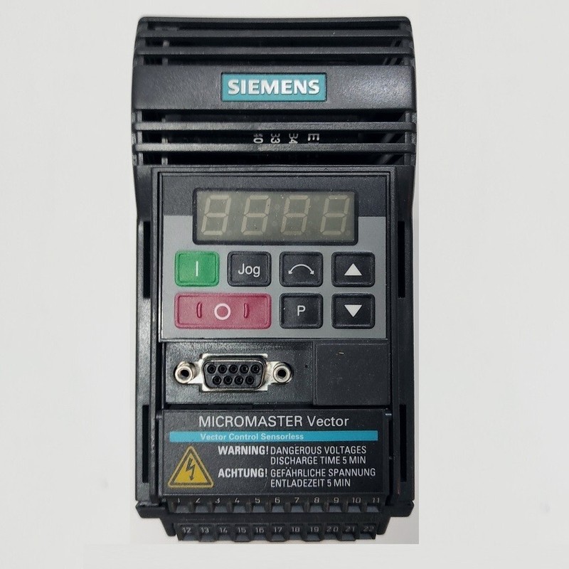 ?▄?▄? VECTEUR MICROMASTER SIEMENS - 6SE3212-8BA40 - 6SE3 2