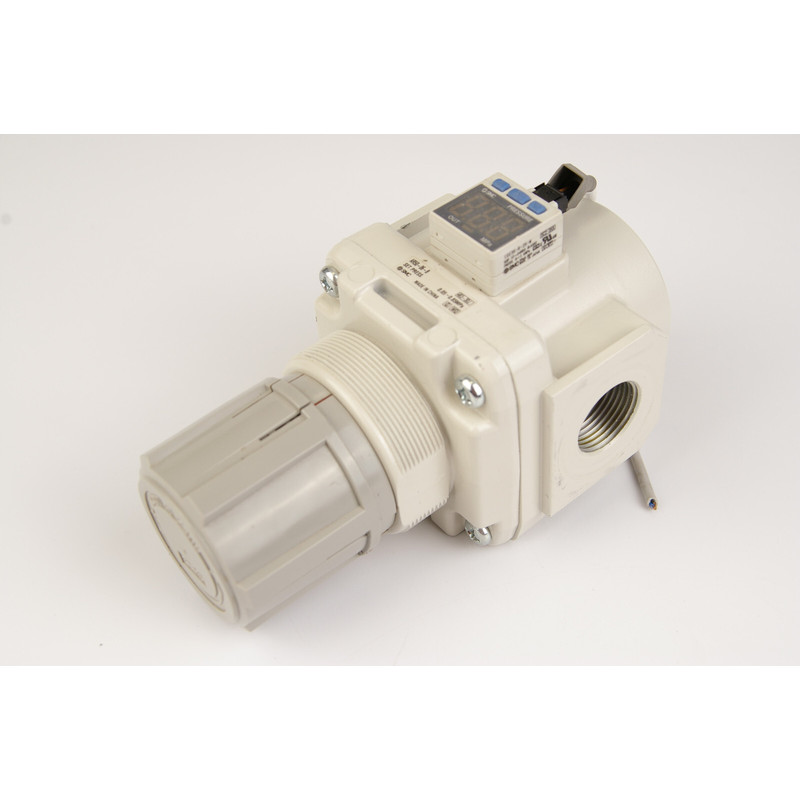 SMC AR50-06-B + ISE35-R-25-M 调节器