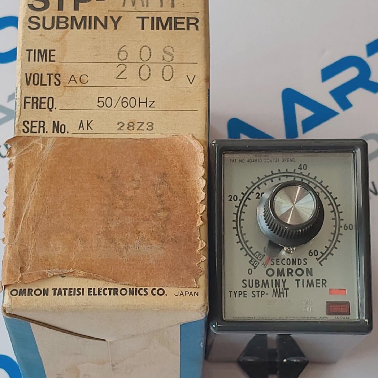 Neuf Omron StpMht Subminy Minuteur 060 Sec 200VAC Omron Stp - 实物图