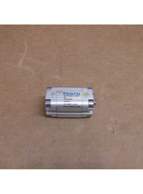 ADVULQ-12-15-P-A Festo Pneumatico Aria Compatto Cilindro ADV