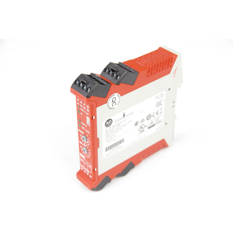 Allen Bradley 440R-EM4R2D GSR EMD 安全继电器模块