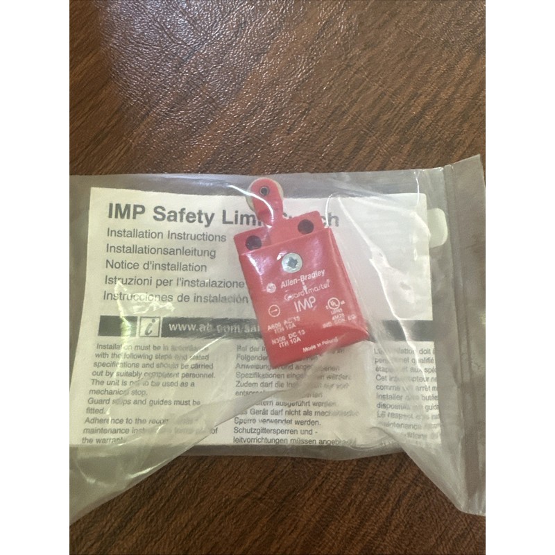 ALLEN BRADLEY 440P-M18001 SAFTEY 限量开关 IPM SAFTEY 限量开