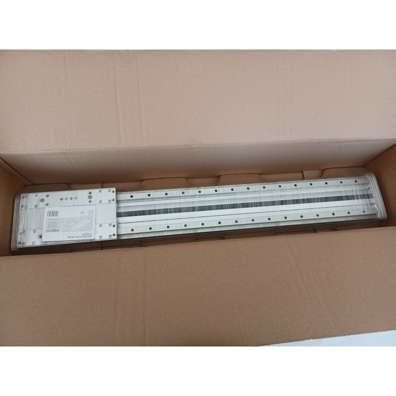 Festo Spindelachse EGC-HD125-600-BS-10P-0H-GK / 556819 Neu i