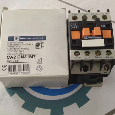 NEW TELEMECANIQUE CA2 DN31M7 CONTROL RELAY 220230V 50HZ 2202