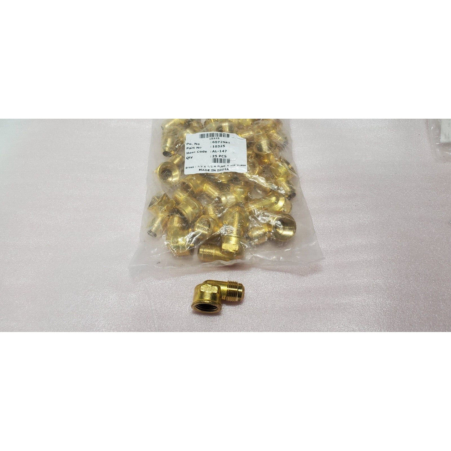(25-Pk)90 度肘 M 闪耀 x FIP 弯头黄铜 1/2 英寸 x 1/2 英寸 103