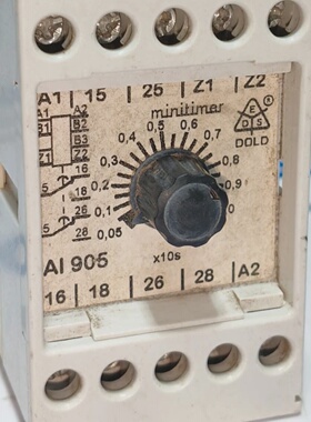DOLD AI 905 82 MINITIMER AC230V Schutzrelais 0510s USED