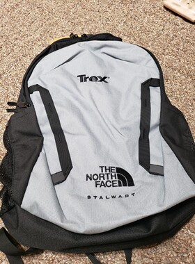 The North Face NF0A52S65YG Stalwart 背包 - Mid Grey Dark Hea