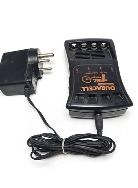 Duracell CEF80KTN 1 Std Ladeger?t Für NiMH Batterien Typ AA