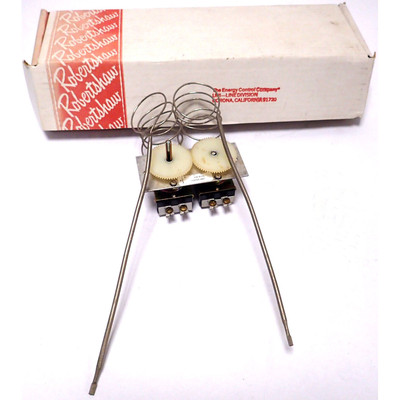 ROBERTSHAW 5210-010 ELECTRIC THERMOSTAT B10 DUAL Z86120 70 -