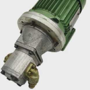 ADDA Antriebstechnik FC714 Drehstrommotor IP55 5060 Hz mit Z