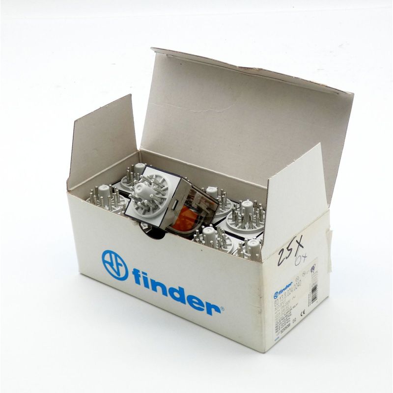 10x Finder 60.13.8.024.0040 Industrierelais -unused/OVP-