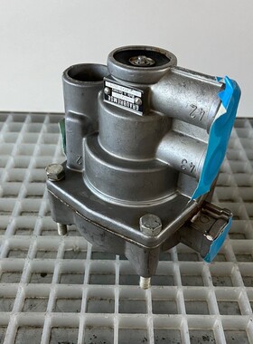 1x Graubremse 355021001 Wabco Bremsventil
