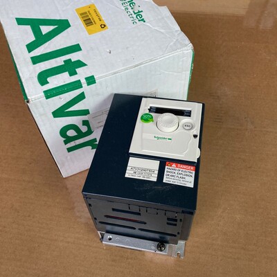 1x Schneider Altivar 312 ATV312H075N4 AC speed drive *007750