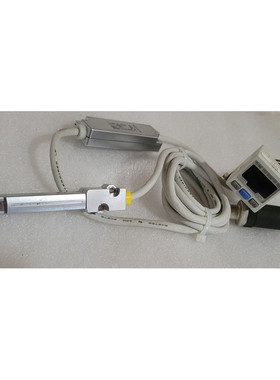 SMC IZE112 ELECTROSTATIC ESD SENSOR MONITOR 24Vdc w IZD10-51