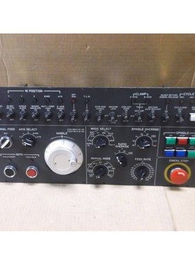 NUOVO Pannello Operatore CNC Mitsubishi Mazak W/ 0GM-0025-2F