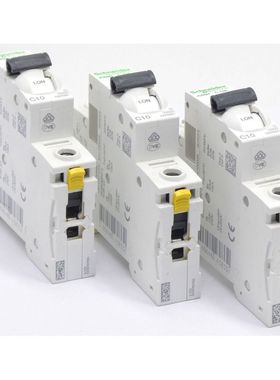 3x Schneider Electric iC60H C 10A Leitungsschutzschalter -us