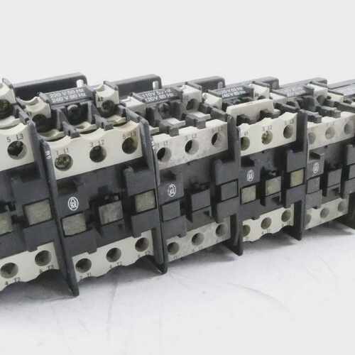 7x MOELLER DIL0M 220240V 5060Hz LEISTUNGSSCHTZ  set of 7