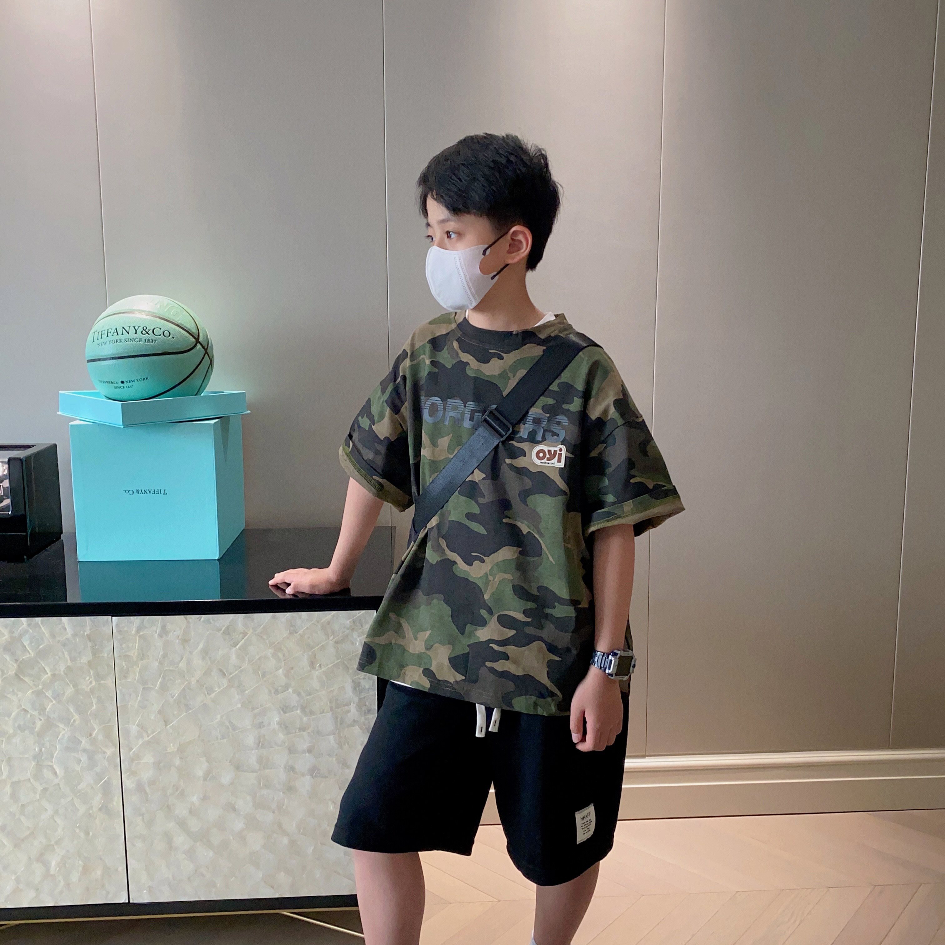 男童迷彩短袖2023夏季新款中大童宽松休闲t恤儿童个性半袖上衣