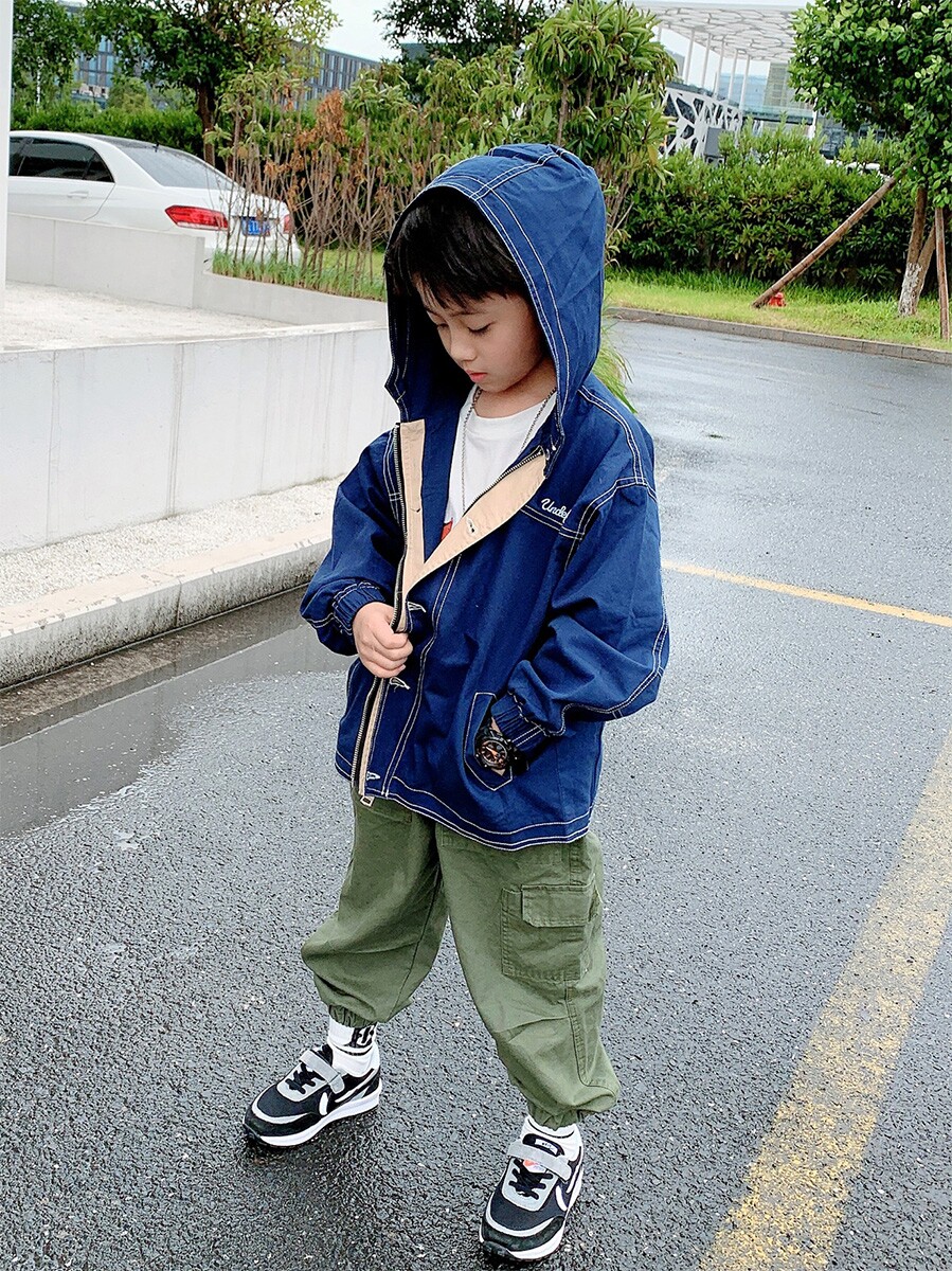 Boy spring and autumn jacket rice Xiaofan Autumn new children's clothing embroidery wild hooded jacket jacket tide