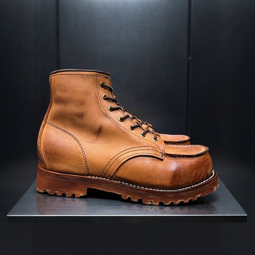 水洗做旧靴子美式复古做旧马丁靴