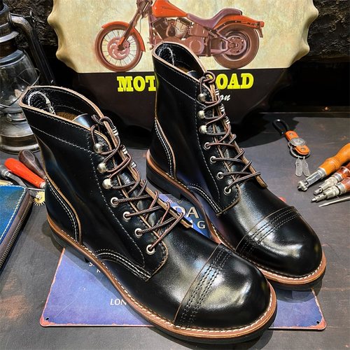 高级感英伦风厚底马丁短靴男款