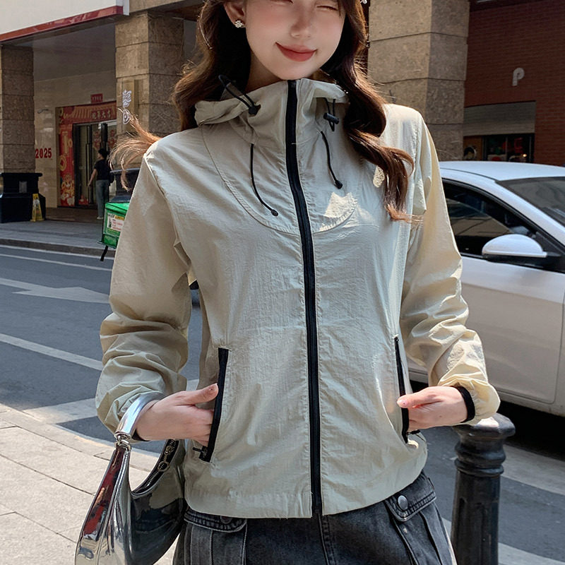 H248户外运动防晒衣女薄款宽松连帽开衫冲锋衣外套防紫外线防晒服