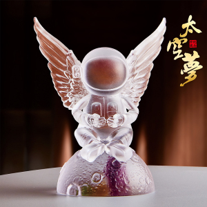 高档琉璃宇航员摆件办公桌