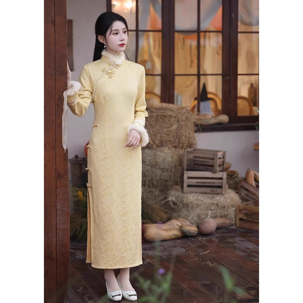 新中式旗袍2025新款冬季加绒加厚黄色气质名媛复古年轻款女高级感