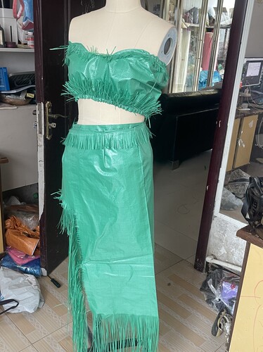 成人亲子环保走秀表演服儿童环保服时装秀演出服幼儿园手工环保服