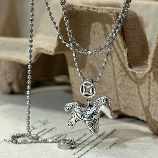 【马上有钱】 梅卡纯银马年生肖项链女士原创设计本命年吊坠男生