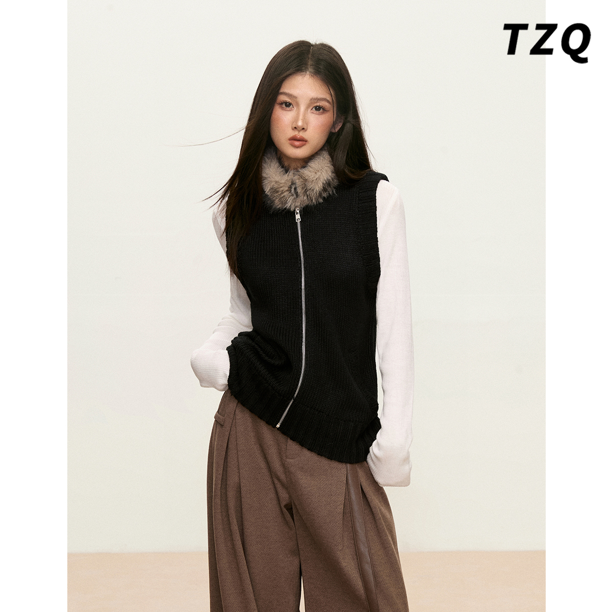 韩系毛领拉链针织马甲