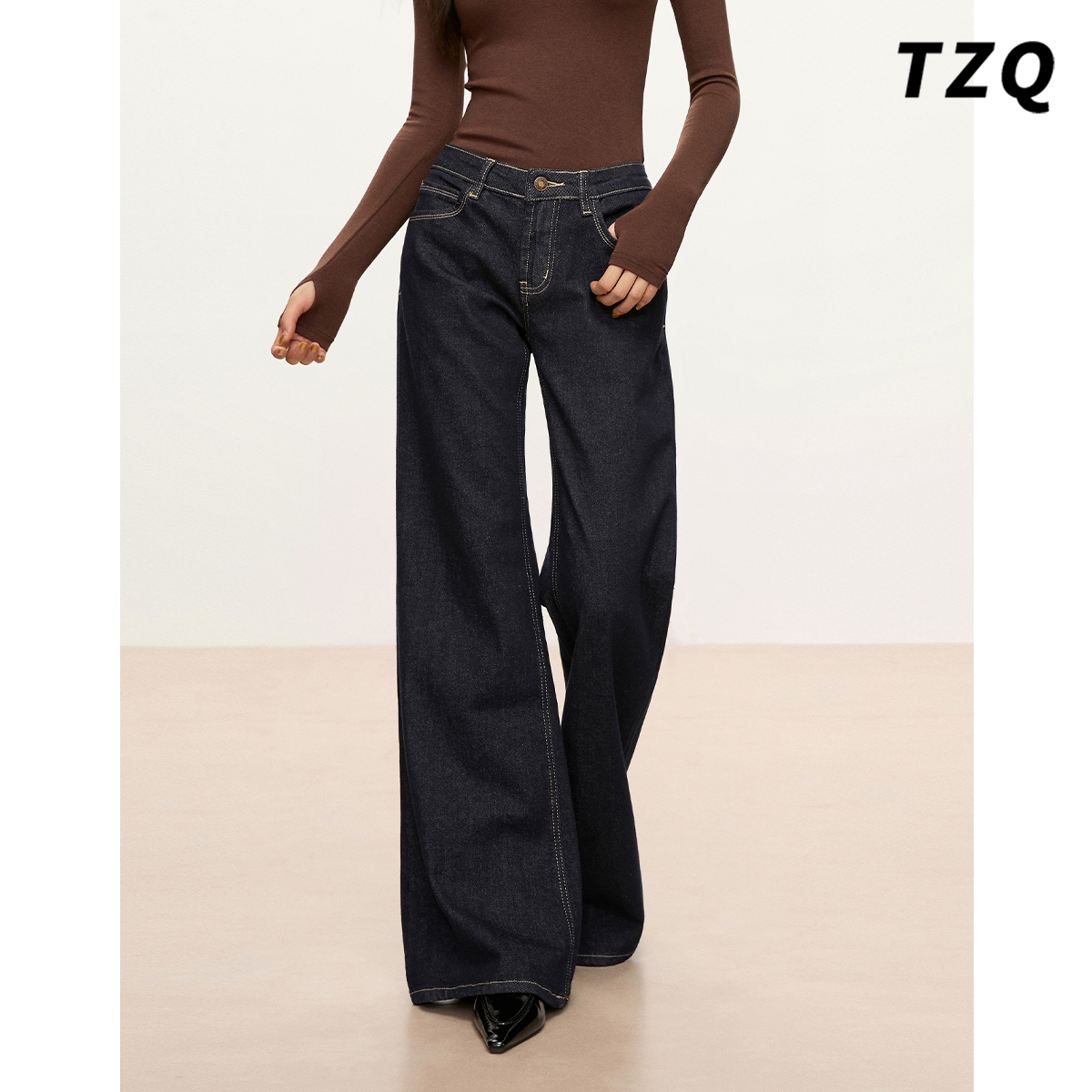 深蓝色高腰阔腿牛仔裤女