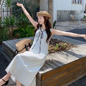 法式高级感无袖背心连衣裙女夏季2025新款韩版收腰显瘦白色长裙子图片