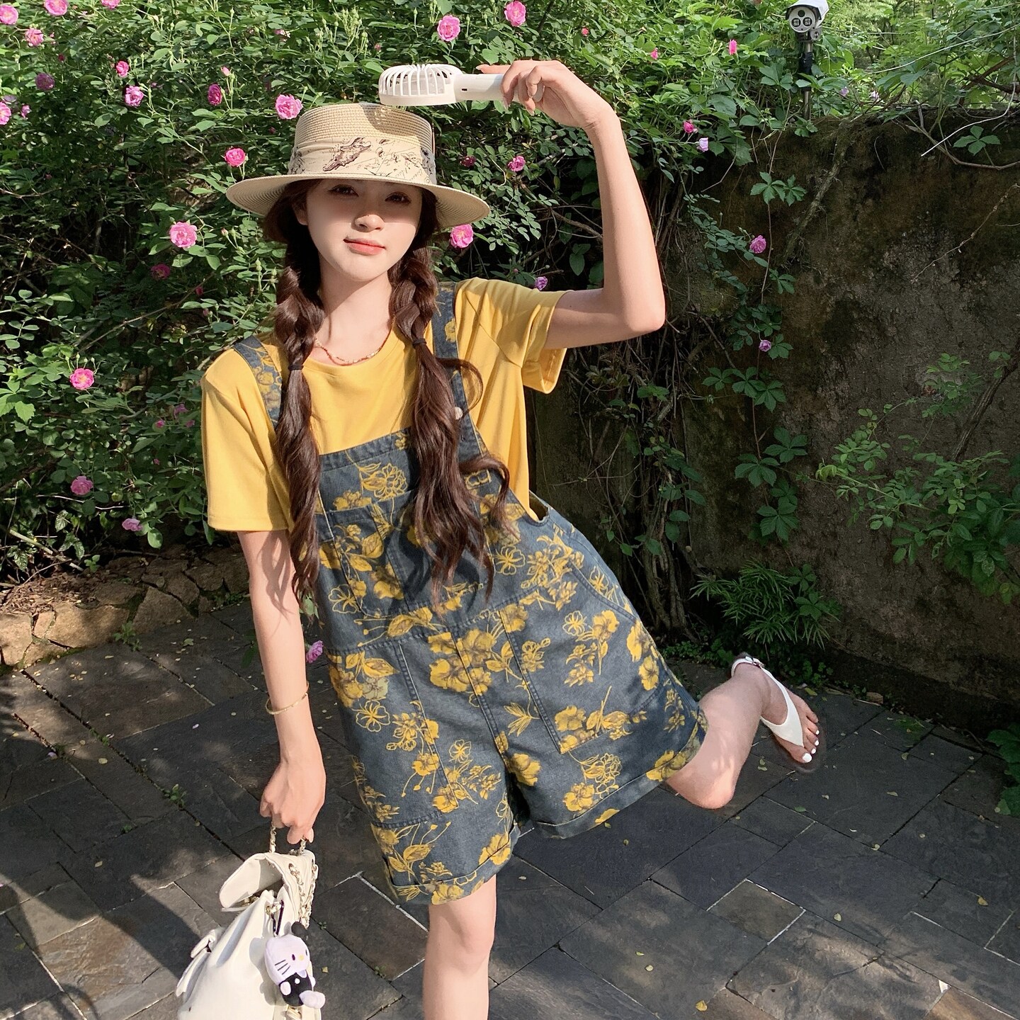学院风碎花牛仔背带裤套装女夏2025新款小个子两件套大方得体韩系,女装套装/套裙,唛多