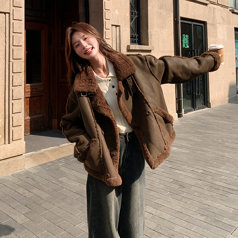 冬季现货设计感气质穿搭羊羔毛外套#1128-P175-K268，女装短外套，唛多