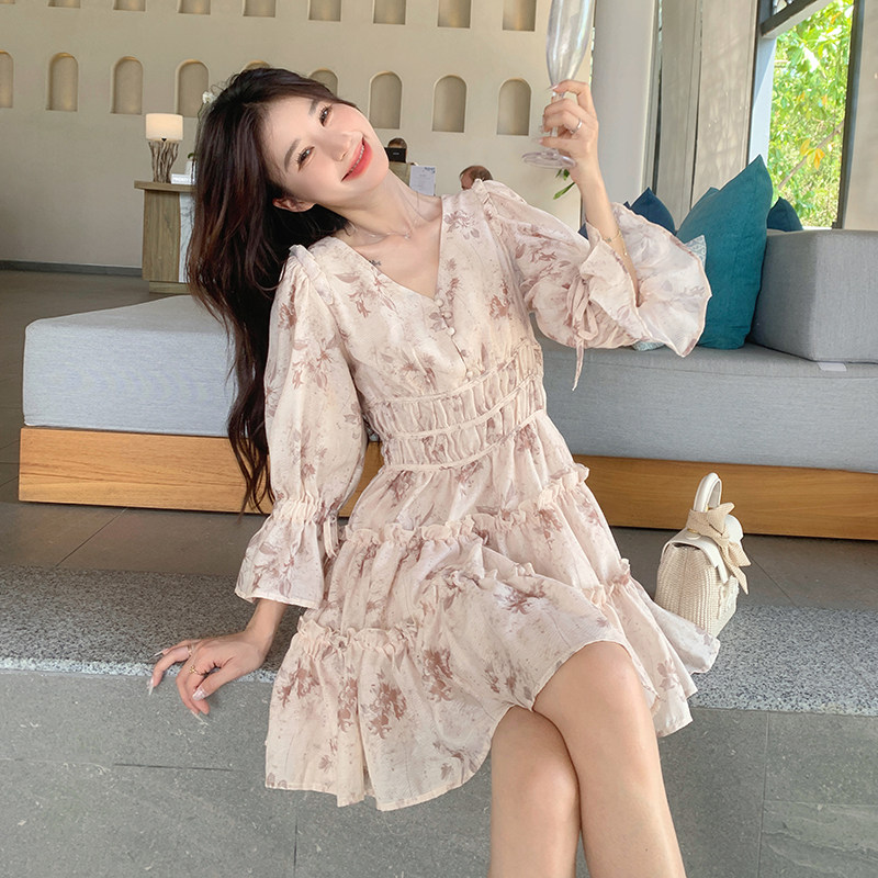 早春法式碎花连衣裙女小个子2025年新款超好看甜美收腰显瘦碎花裙,女装连衣裙,唛多