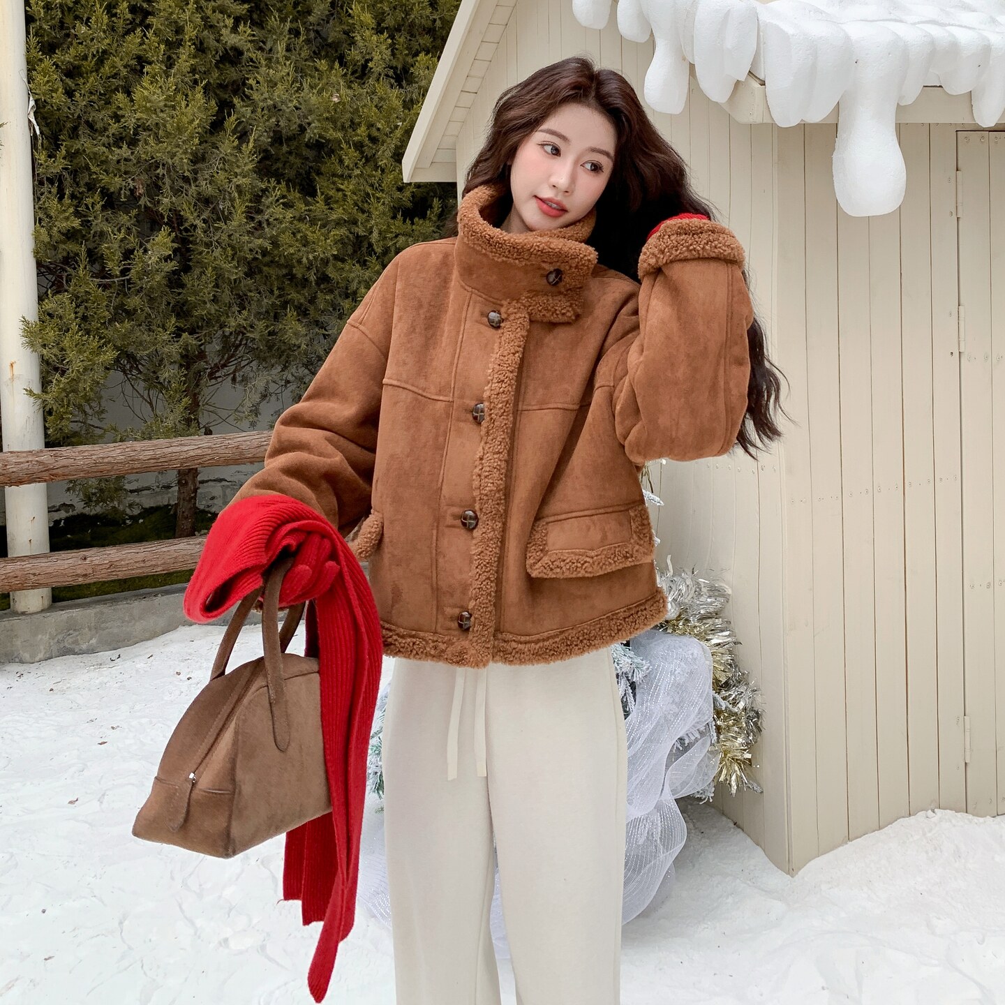 2025冬季新款现货短款焦糖色加厚羊羔毛外套#25209-P185-K278,女装皮草,唛多