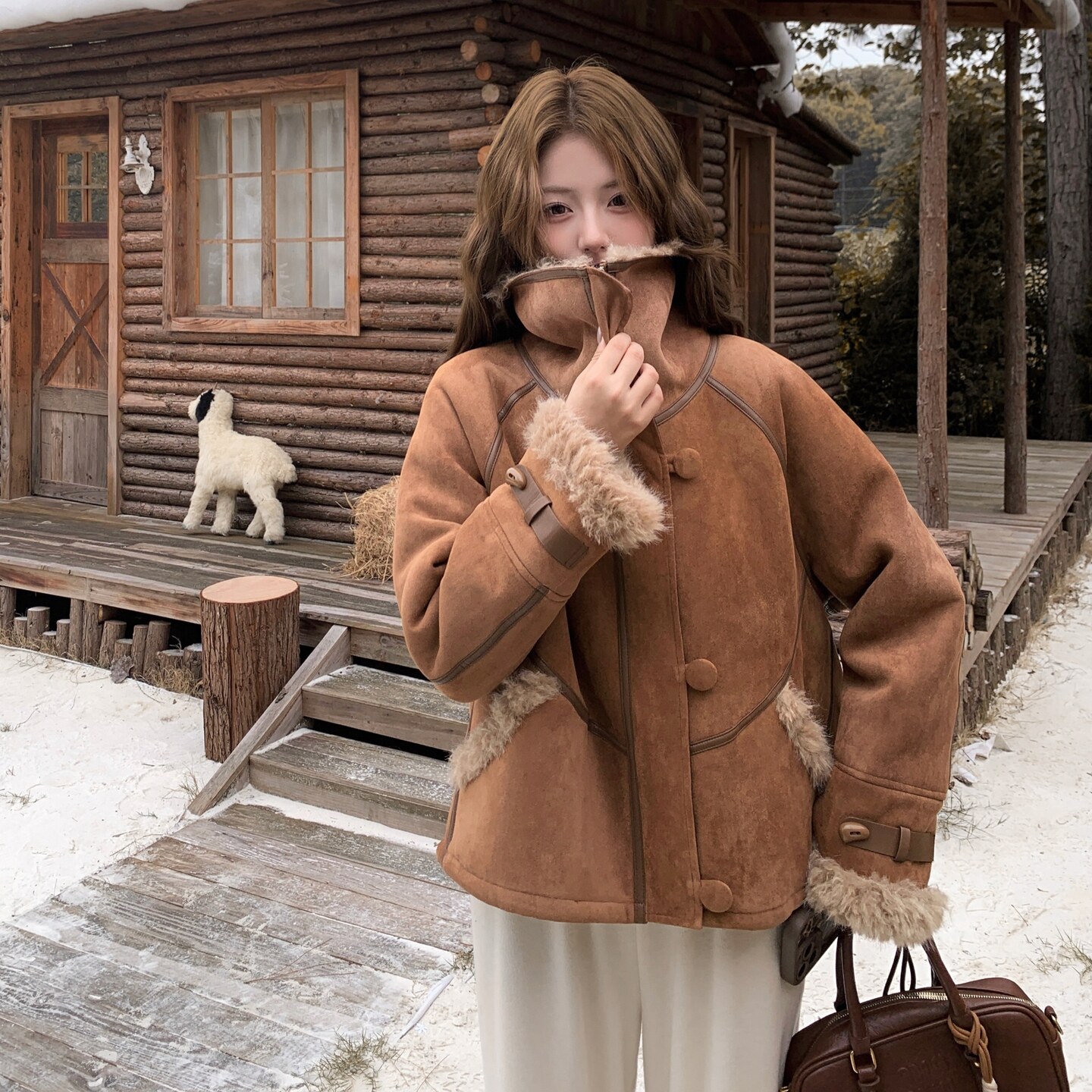 2025冬季新款慵懒温柔风皮毛一体外套卡其色#25213-P210-K318,女装皮草,唛多