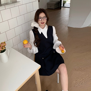 2025春秋新款韩系藏青色衬衫背心裙女学院风减龄连衣裙图片