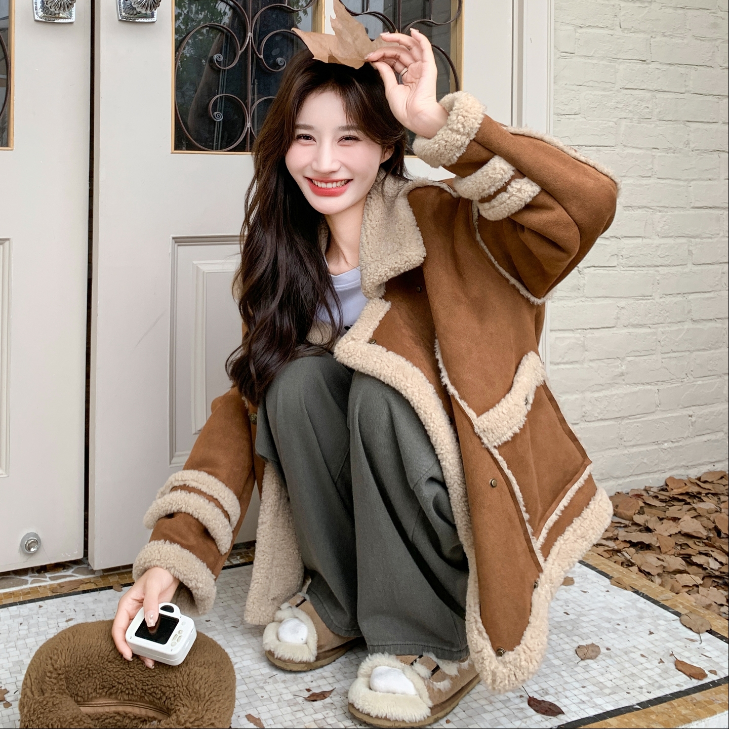 2025冬季新款现货现货加厚浅咖羊羔毛外套#25180-P185-K278，女装皮草，唛多