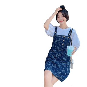 牛仔背带裙女夏小个子2025新款韩版宽松学生休闲吊带连衣裙图片
