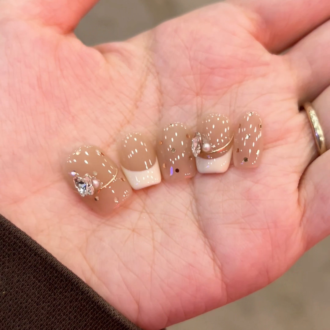 纯手工穿戴甲猫眼法式蝴蝶美甲贴片轻奢甜美风可拆卸假指甲爆闪