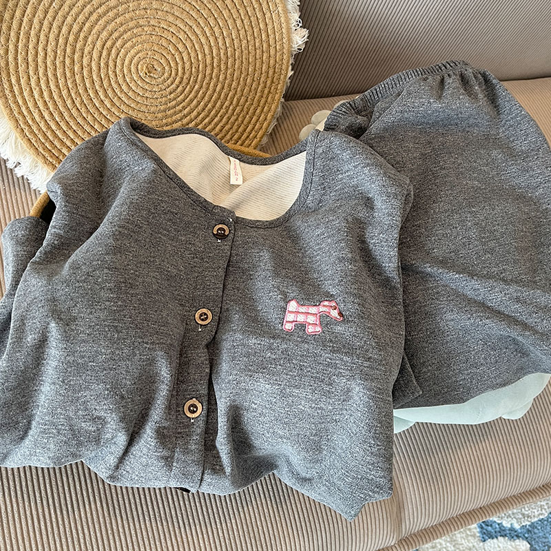 带胸垫女德绒纯色睡衣简约