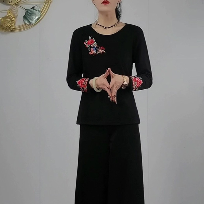 新中式圆领刺绣T恤 民族风改良长袖打底衫秋季新款修身黑色上衣女