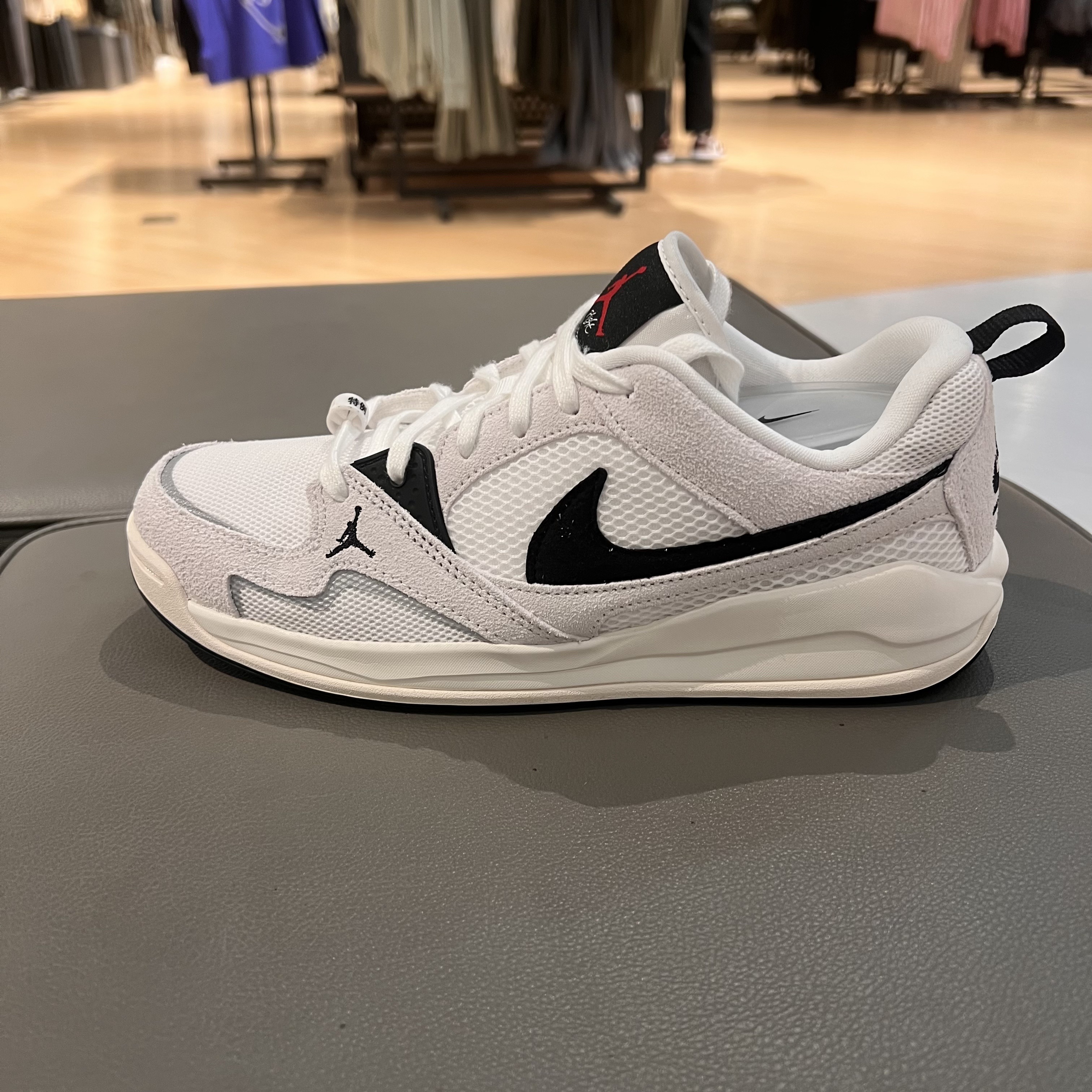 Nike耐克JORDAN男25夏季新款舒适百搭运动休闲板鞋HJ6777-100